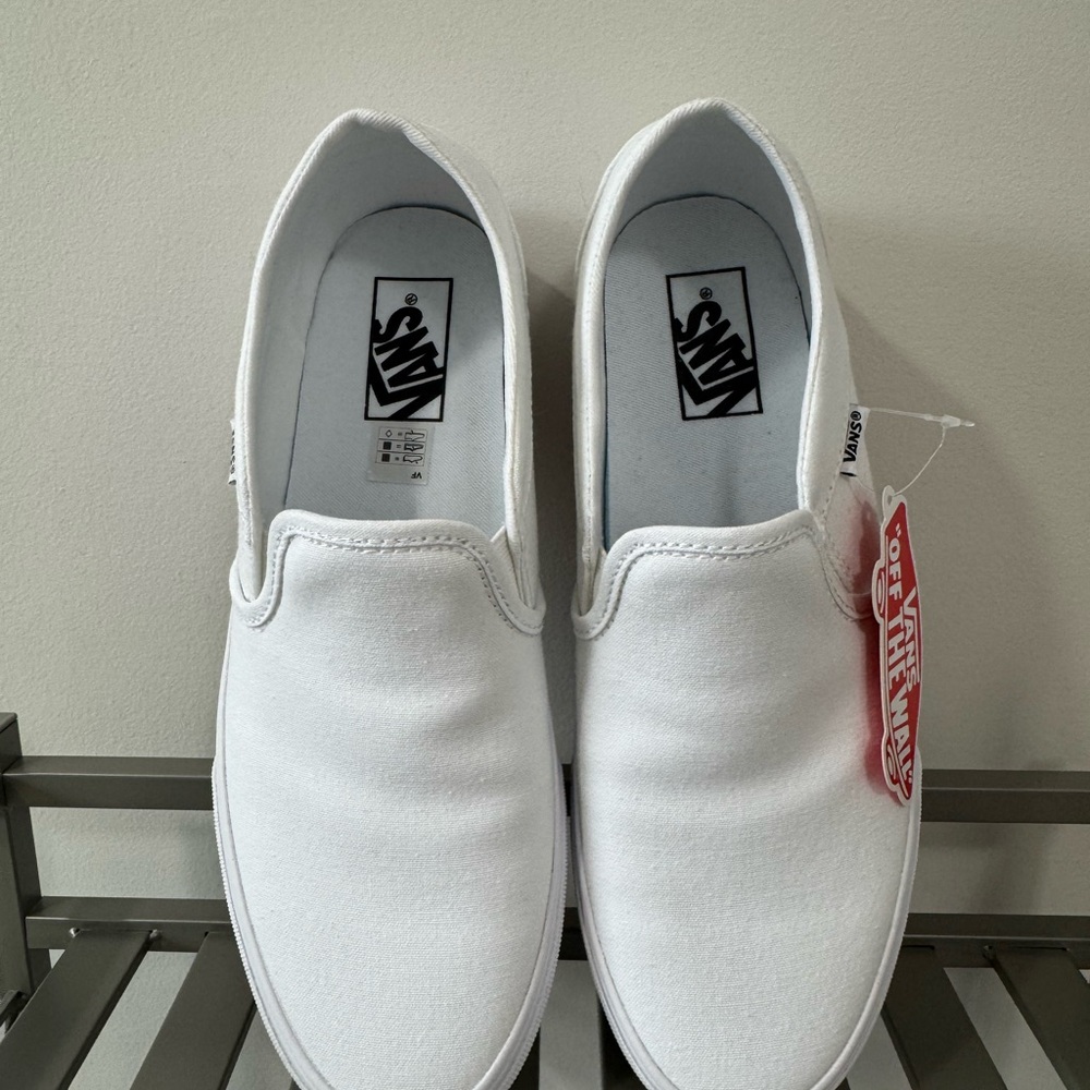 Women’s Vans sneakers